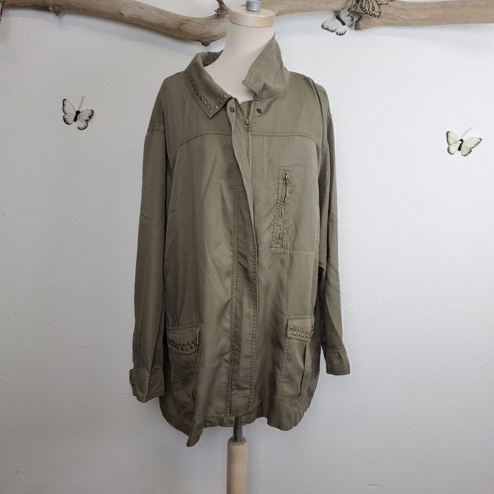 Catherine's studded olive army green utility anorak style jacket soft chambray